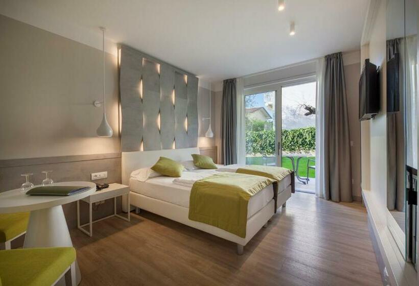 اتاق استاندارد با چشمانداز باغ, Villa Olivo Resort 3s