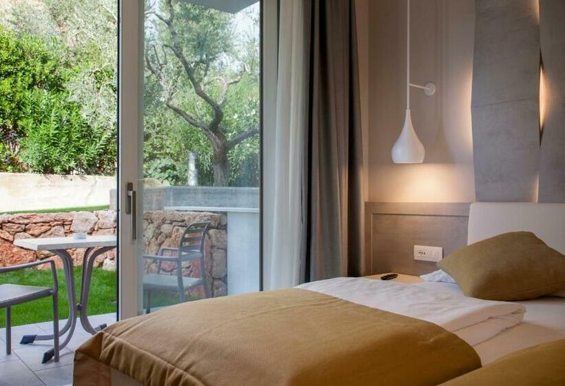 Quarto Estandar Vista Jardim, Villa Olivo Resort 3s