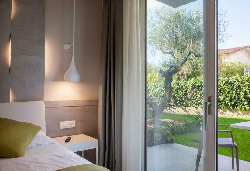 اتاق استاندارد با چشمانداز باغ, Villa Olivo Resort 3s