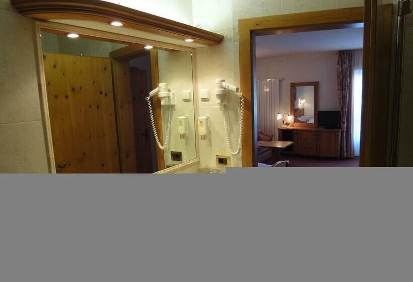 标准间带阳台, Zum Wolf