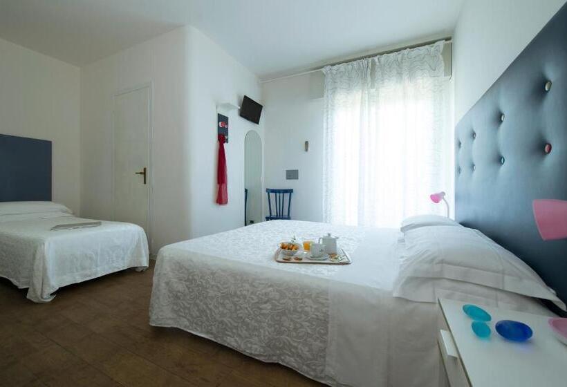 Номер Стандарт Трехместный, Nice Hotel Bibione