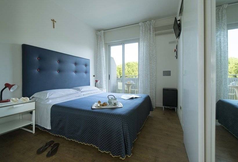 Номер Стандарт с Балконом, Nice Hotel Bibione
