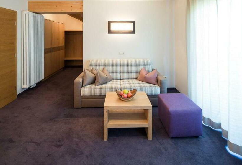 Полулюкс, Parc Hotel Tyrol