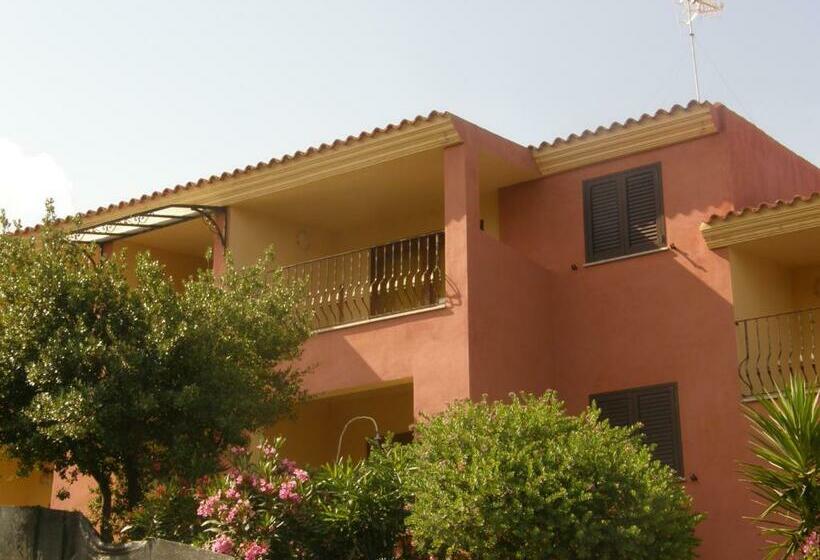 آپارتمان 1 خوابه, Isola Rossa Appartamenti Paduledda
