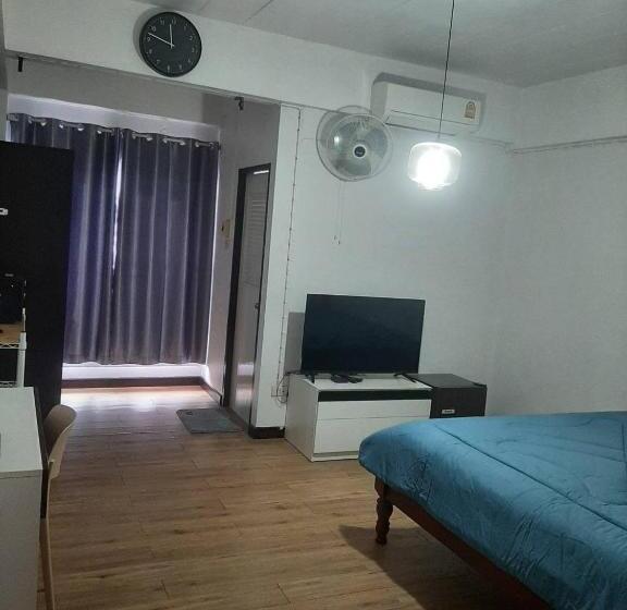 Deluxe Room King Size Bed, อพาร์ทเม้นท์บ้านสบาย