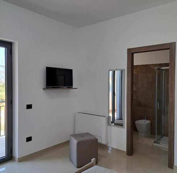 Номер Стандарт Трехместный, Villa Corina