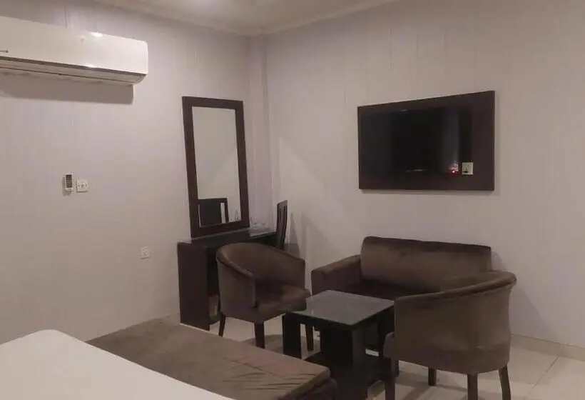 اتاق استاندارد, Javson Airport