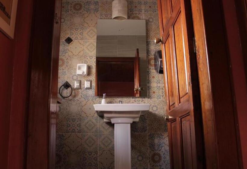 اتاق استاندارد, La Casa B & B