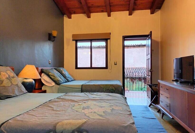 اتاق استاندارد چهار تخته, La Casa B & B
