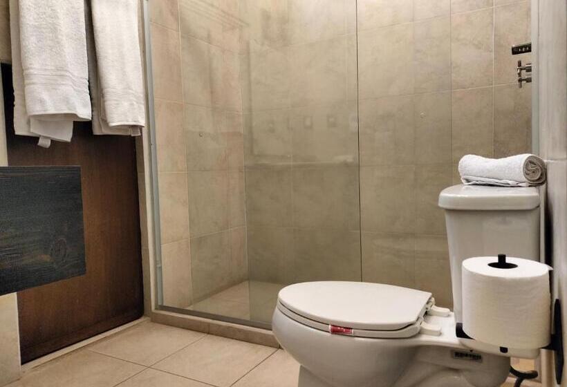 اتاق استاندارد چهار تخته, La Casa B & B