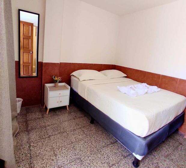 اتاق استاندارد, Blue Moon Hostel