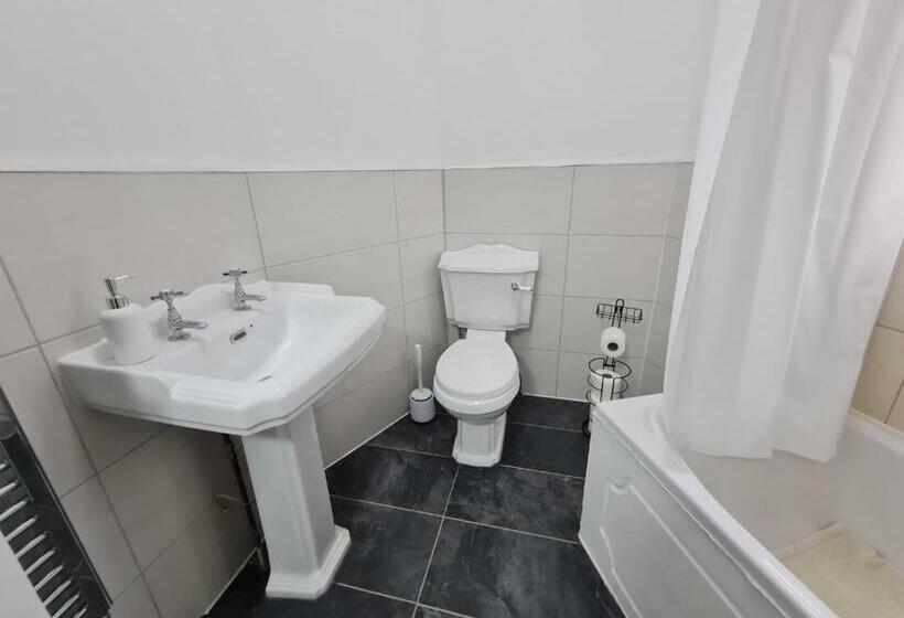 חדר סטנדרד יחיד חדר אמבטיה משותף, Scotland Street, Newton Heath