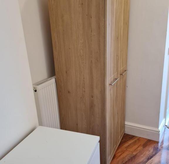 חדר סטנדרט, Scotland Street, Newton Heath