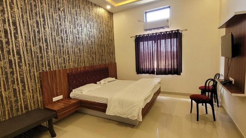 豪华房间, Shri Kailash Mansarovar Hotel And Marriage Garden