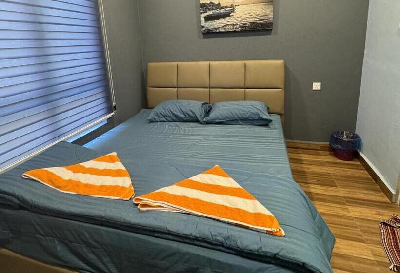 Люкс Повышенной Комфортности, Capital O 90949 Pelangi Beach Resort Mersing