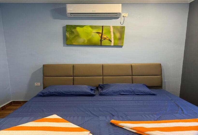 إستوديو قياسى, Capital O 90949 Pelangi Beach Resort Mersing