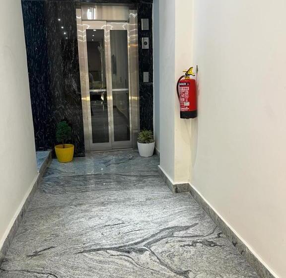 디럭스 룸, Ivory Inn New Delhi At Igi Airport