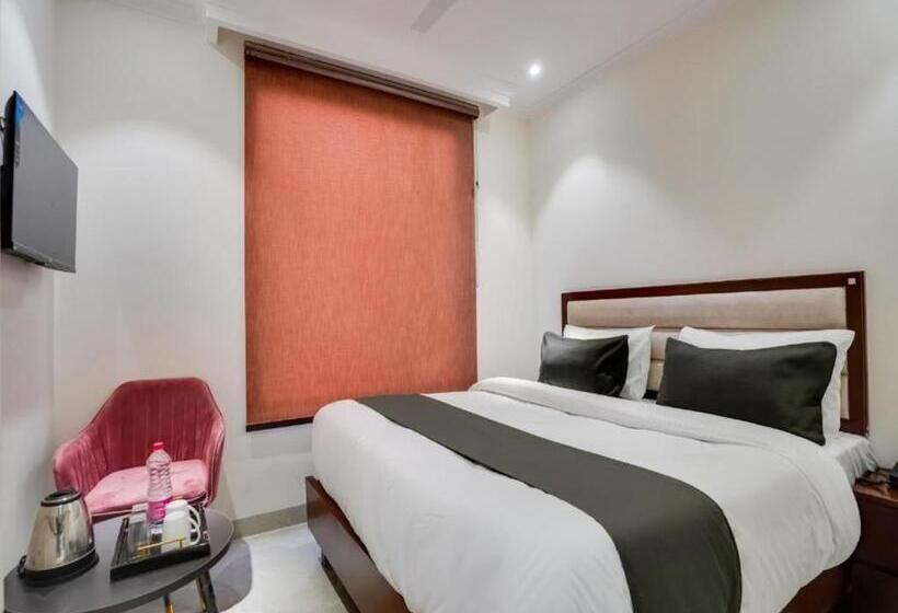 디럭스 룸, Ivory Inn New Delhi At Igi Airport