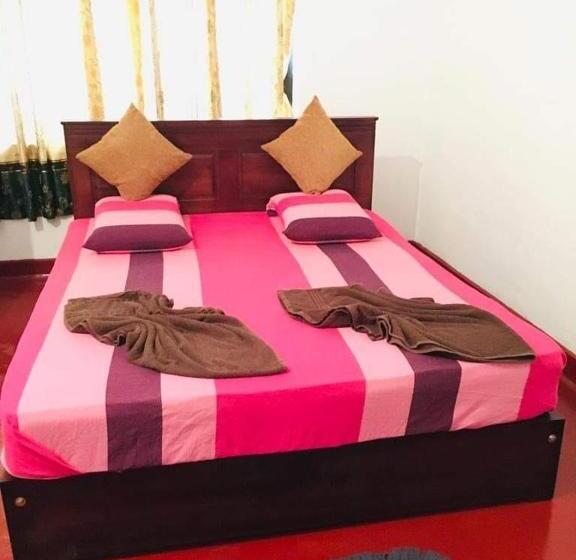 غرفة قياسية فردية, Mount Pearl