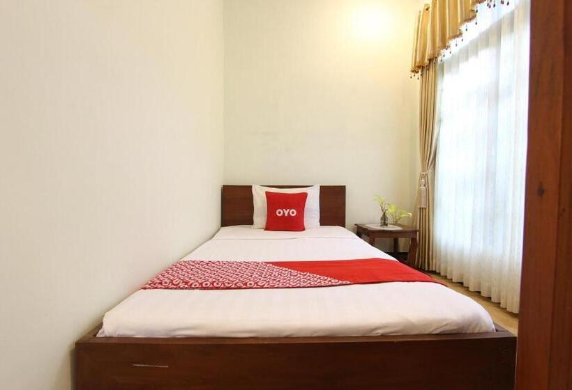 Номер Стандарт Индивидуальный, Oyo 93789 Mbah Carik Homestay