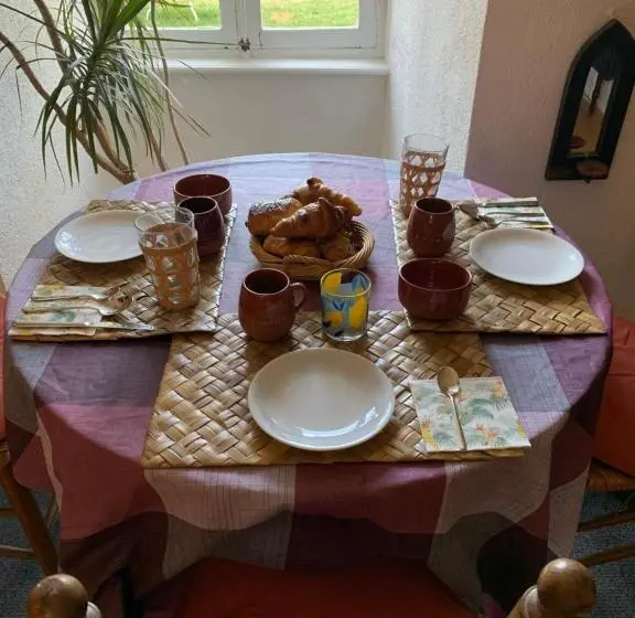 デラックストリプルルーム, Maison D Hôtes De L Ancien Couvent Des Carmes