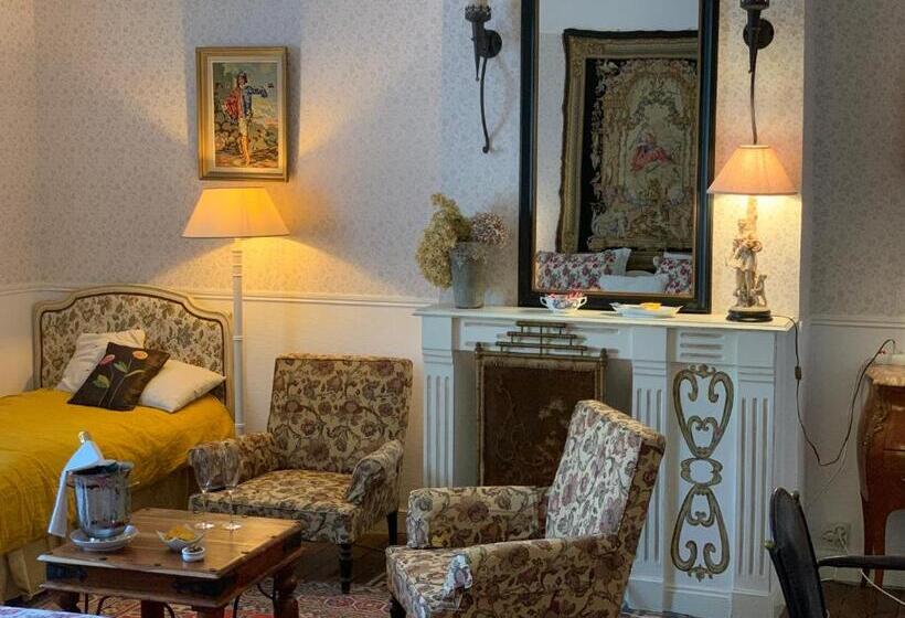 デラックストリプルルーム, Maison D Hôtes De L Ancien Couvent Des Carmes