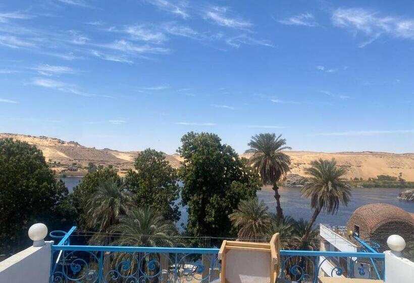 اتاق استاندارد سه نفره, Basmatic 2 Nubian Guest House