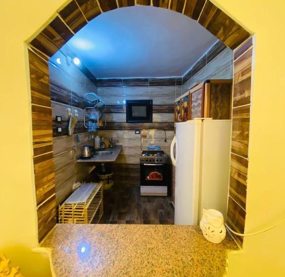اتاق استاندارد سه نفره, Basmatic 2 Nubian Guest House