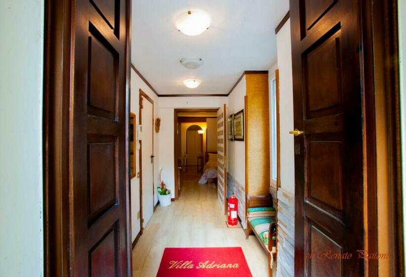 اتاق استاندارد سه تخته با چشمانداز باغ, Villa Adriana Varese