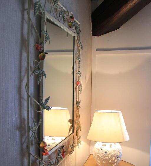 اتاق استاندارد سه نفره, Villa Adriana Varese