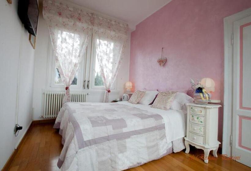 اتاق استاندارد با بالکن, Villa Adriana Varese