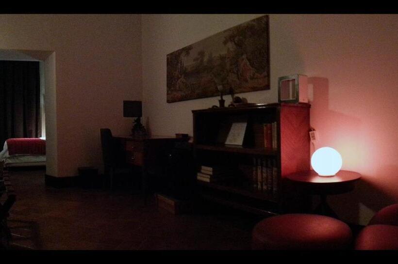 سوئیت کلاسیک, Casa Calicantus