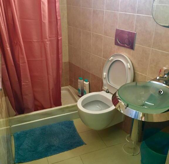 חדר סטנדרט לשלושה, Catalan Room S