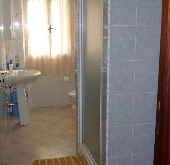 Standard Room, Catalan Room S