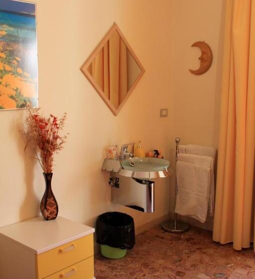 חדר סטנדרט, Catalan Room S