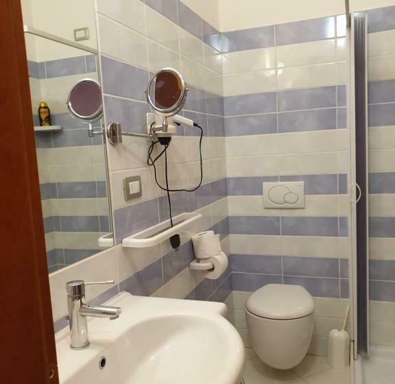 استودیوی استاندارد, Elisart Guest House