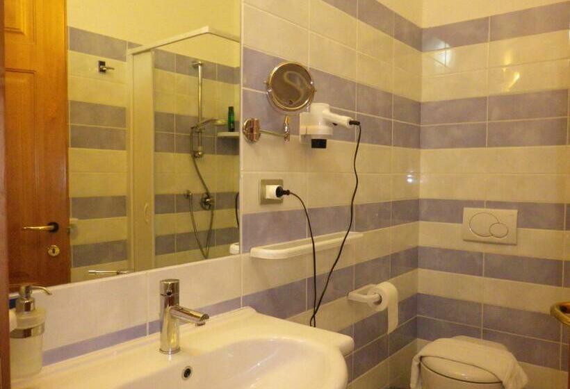 استودیوی استاندارد, Elisart Guest House