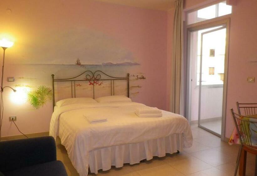 استودیوی استاندارد, Elisart Guest House