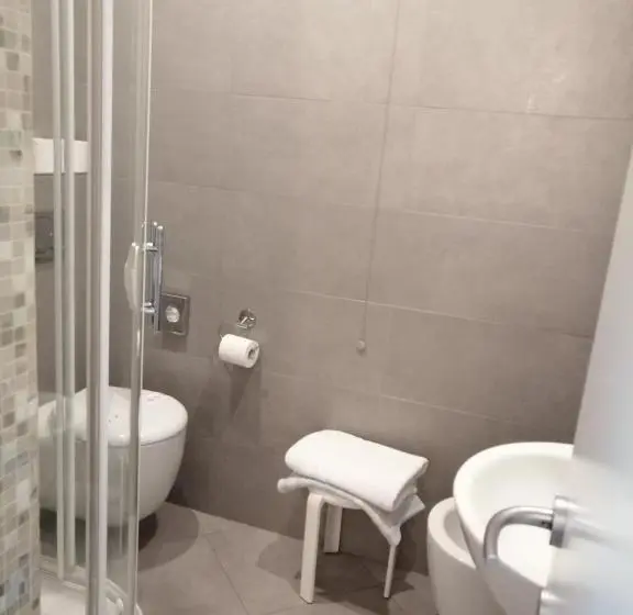 コンフォートシングルルーム, Corso Alaxi Hotels