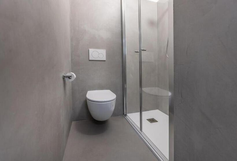 اتاق استاندارد با چشم‌انداز دریاچه, Al Molino