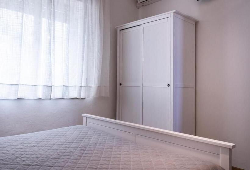 اتاق سوپریور چهار تخته, Al Molino