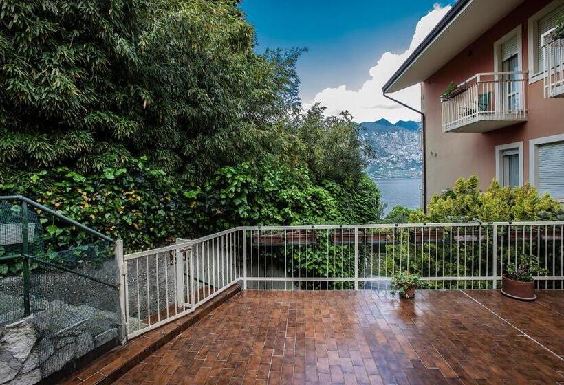 اتاق سوپریور چهار تخته, Al Molino