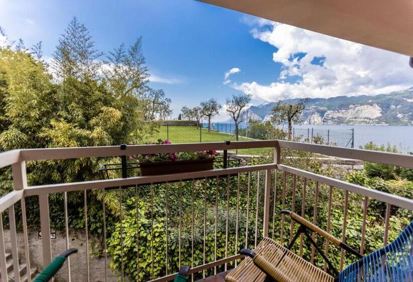 اتاق استاندارد با چشم‌انداز کوهستان, Al Molino