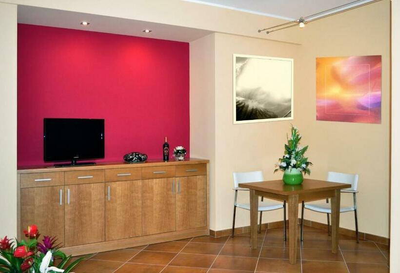 جناح, Mingone Hotel Ristorante