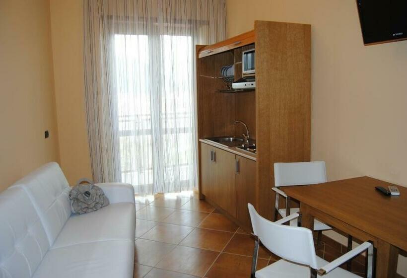 شقة غرفة واحدة, Mingone Hotel Ristorante