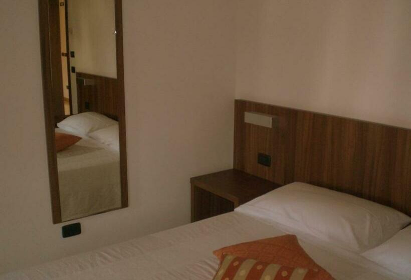 חדר סטנדרט, C25