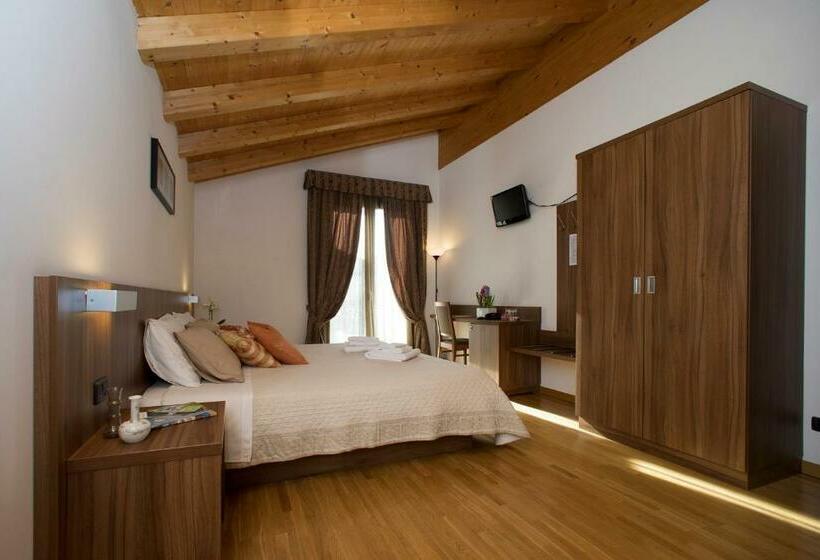 חדר סופריור, C25