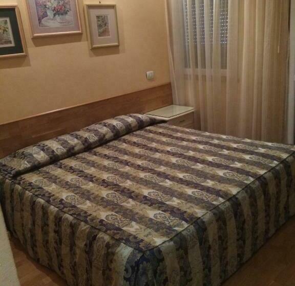 חדר סטנדרט עם מרפסת, Concordia