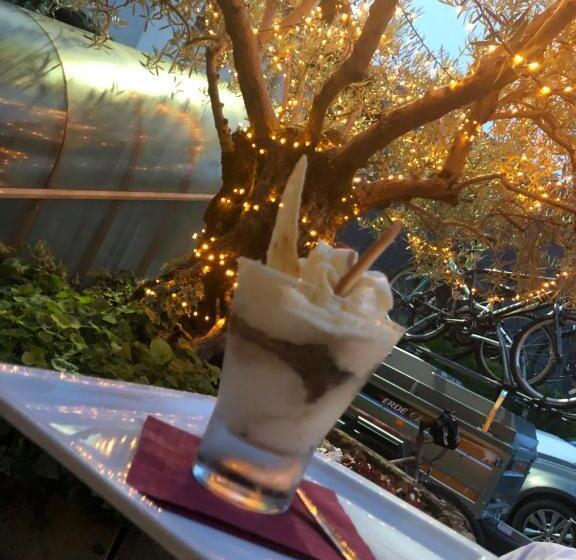 חדר סטנדרט לשלושה, Concordia