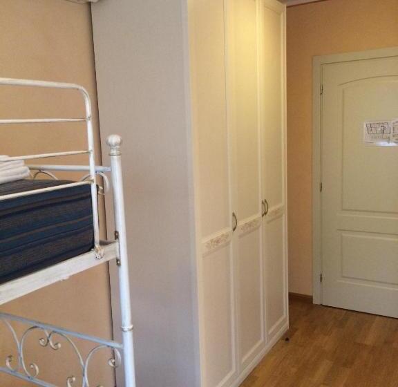 חדר סטנדרט לארבעה, Concordia